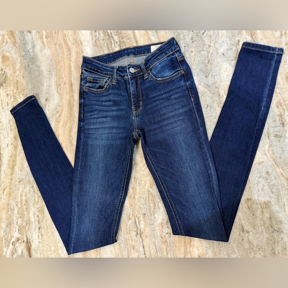 Women’s BRIDGE BY GLY Mid-Rise Skinny Stretch Jean- Size 25/35 - Picture 2 of 6